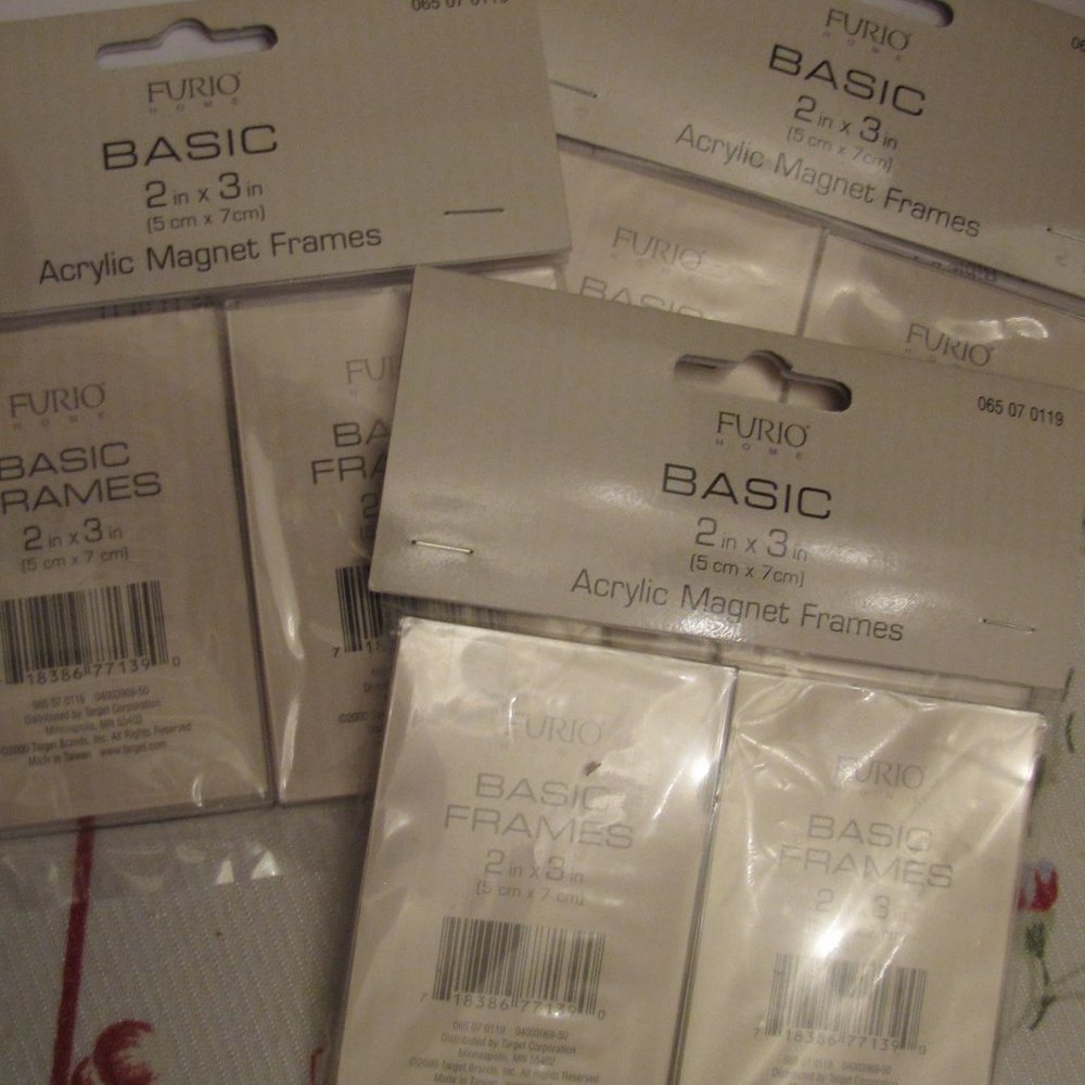 Acrylic Frames - Magnetic